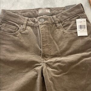 Kut from the Kloth Cordoroy Wide Leg Pants in Rosemary